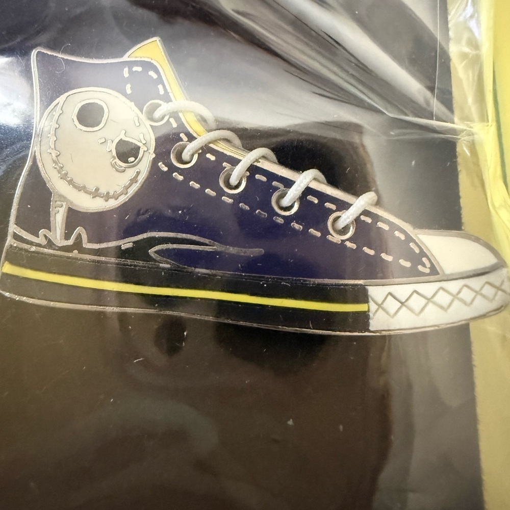 Disney Black Sneaker Jack Skellington - Picture 3 of 3